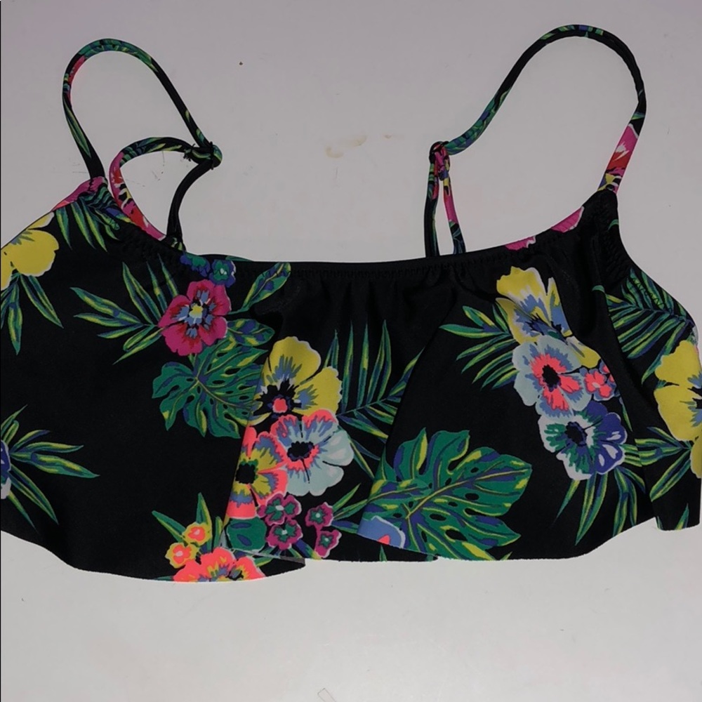 Cute Floral Swimsuit Top